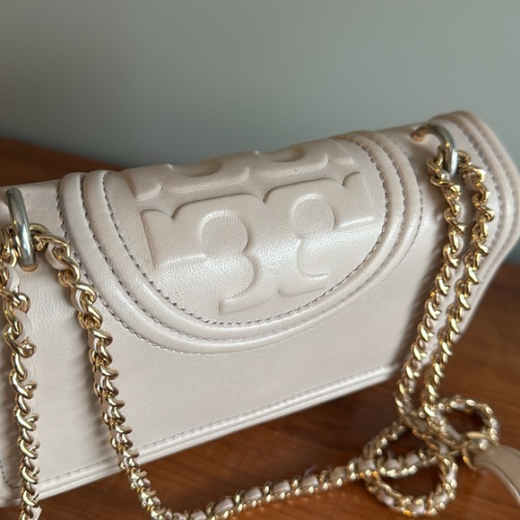 Tory Burch Fleming convertible shoulder bag (small) - Picture 2 of 5